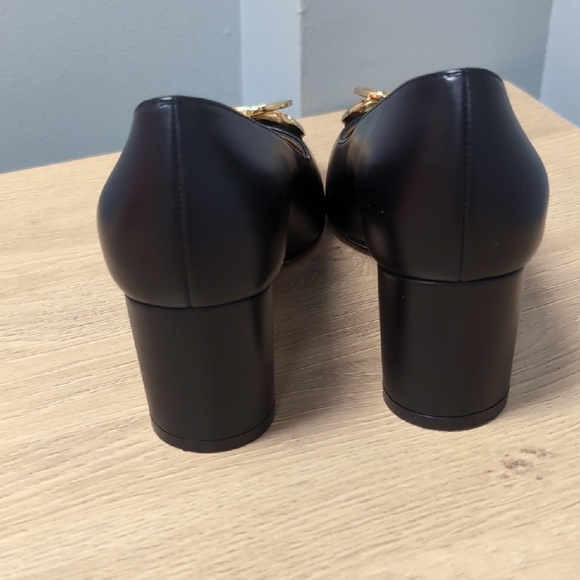 Stuart Weitzman ANICIA 60 Pumps. Size 8 . Worn Once. - Picture 5 of 8